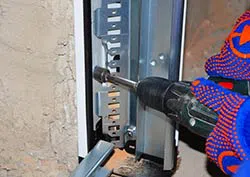 United Garage Doors Chandler, AZ 480-427-0901 - installation-side